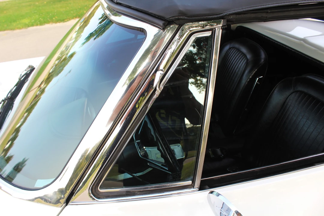 1963 Chevrolet Corvette C2 - Image 31 of 31