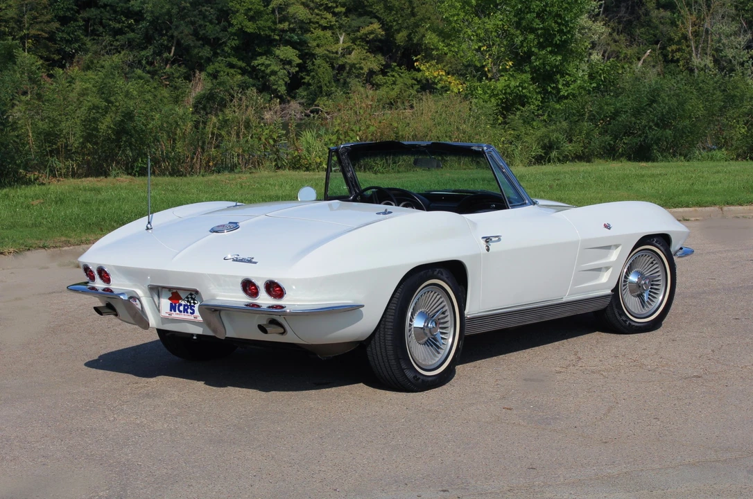 1963 Chevrolet Corvette C2 - Image 6 of 31