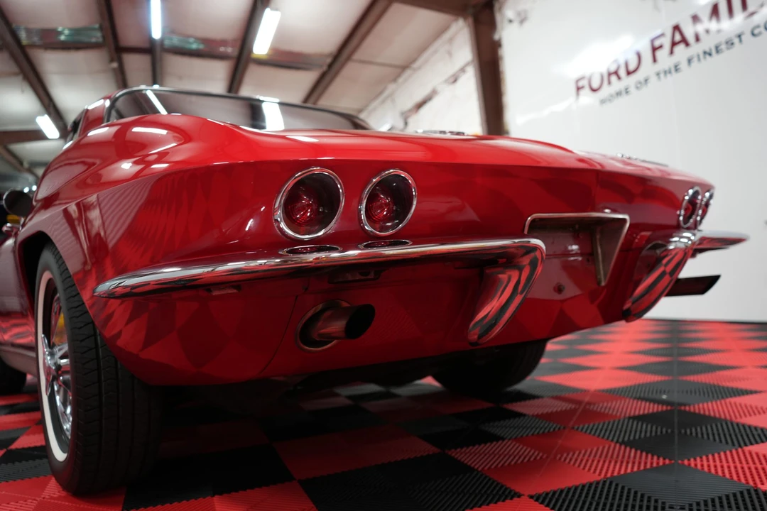 1963 Chevrolet Corvette C2 - Image 22 of 31