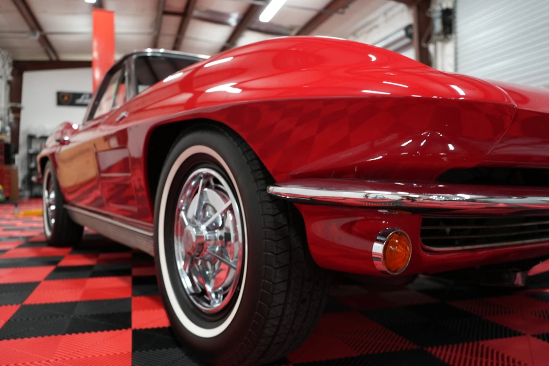 1963 Chevrolet Corvette C2 - Image 20 of 31