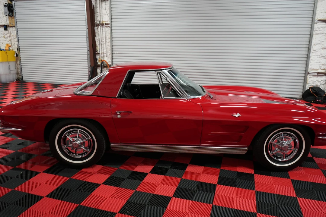 1963 Chevrolet Corvette C2 - Image 12 of 31