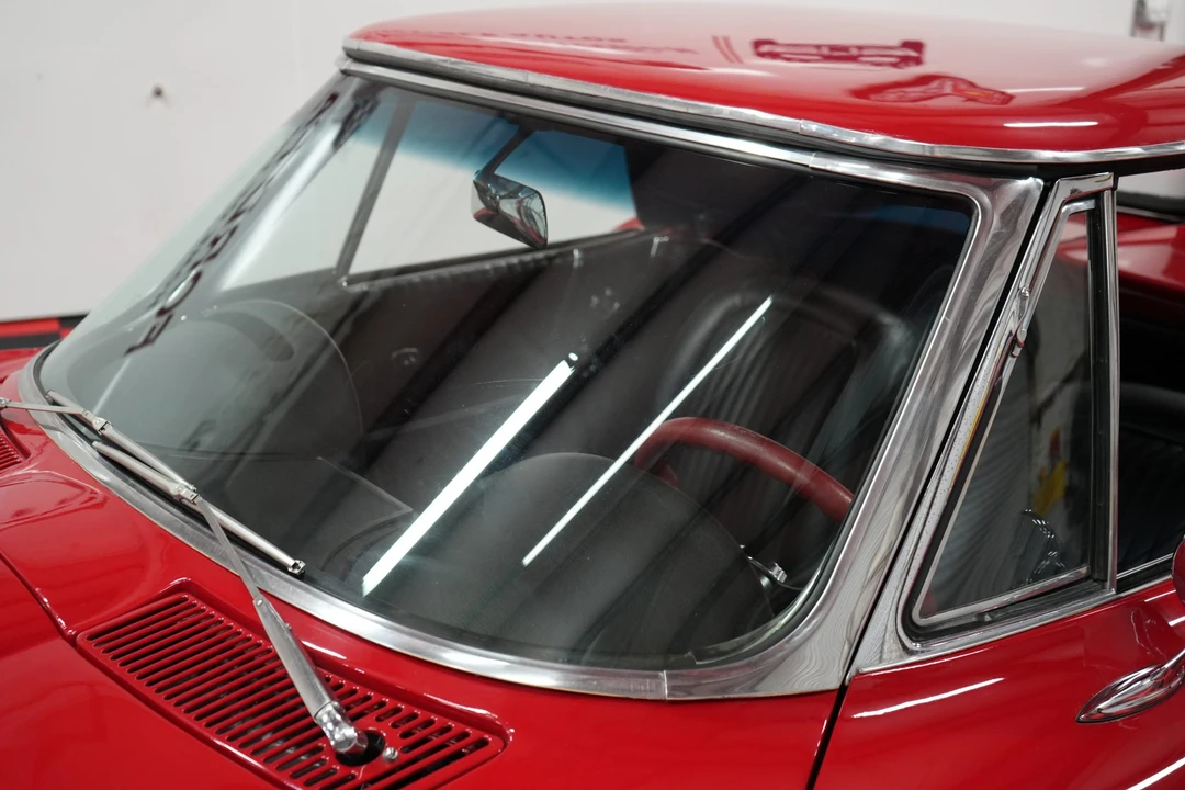 1963 Chevrolet Corvette C2 - Image 25 of 31