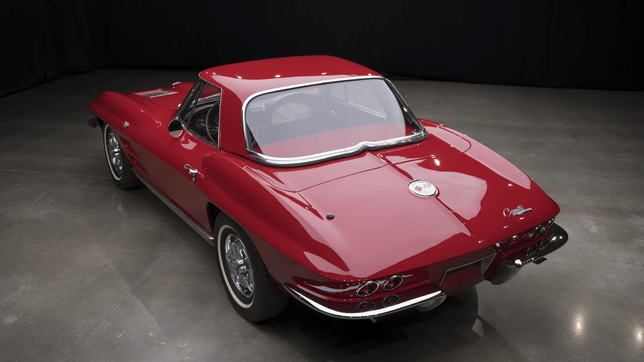 1963 Chevrolet Corvette C2 - Image 19 of 31