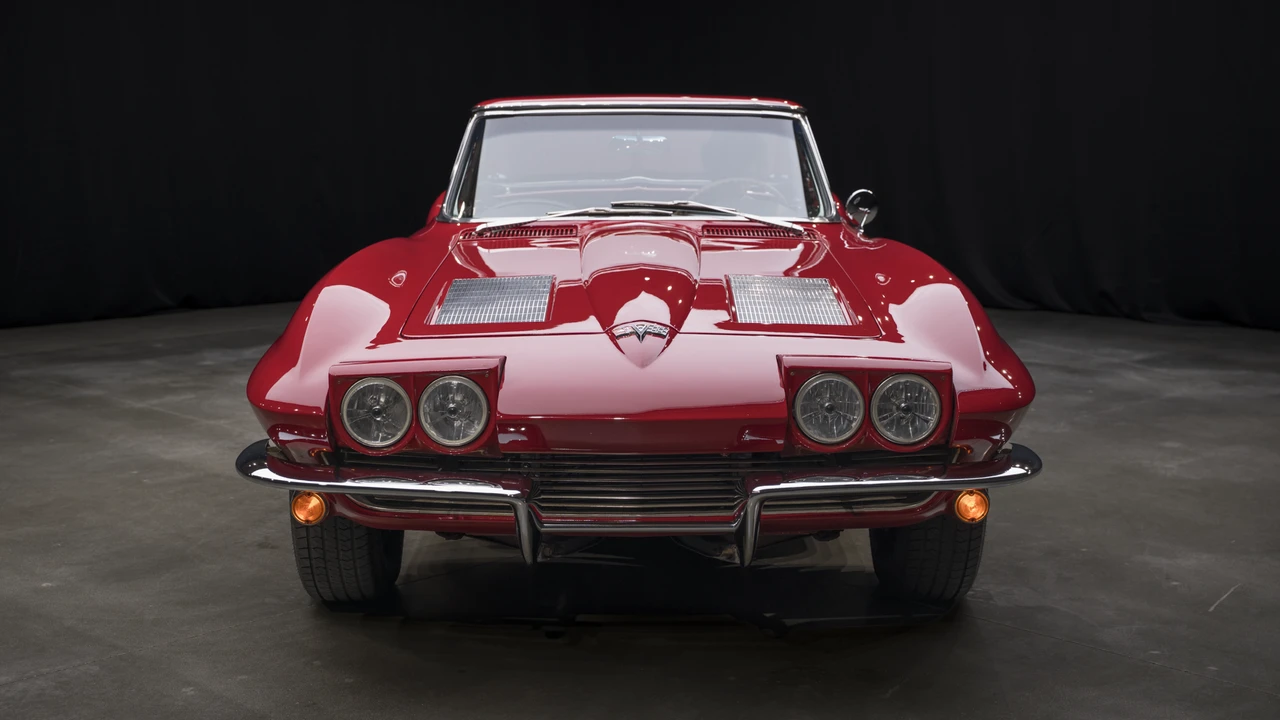 1963 Chevrolet Corvette C2 - Image 8 of 31