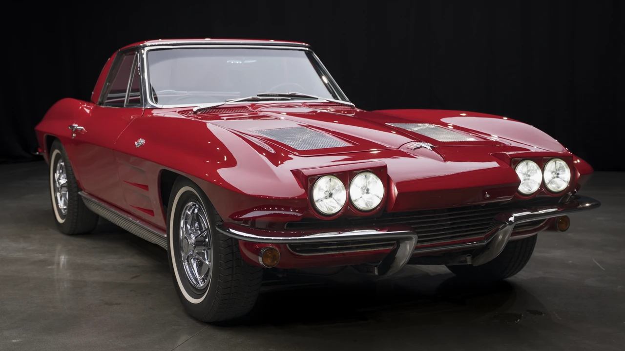1963 Chevrolet Corvette C2 - Image 9 of 31
