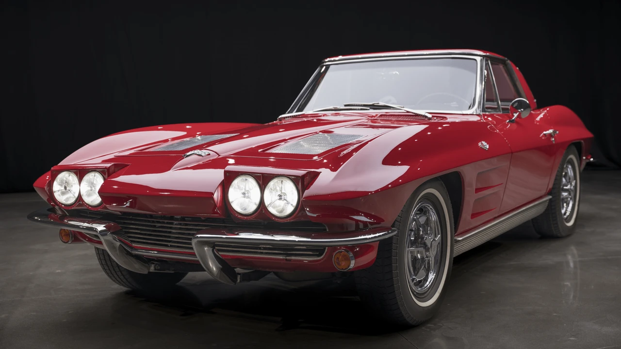 1963 Chevrolet Corvette C2 - Image 4 of 31