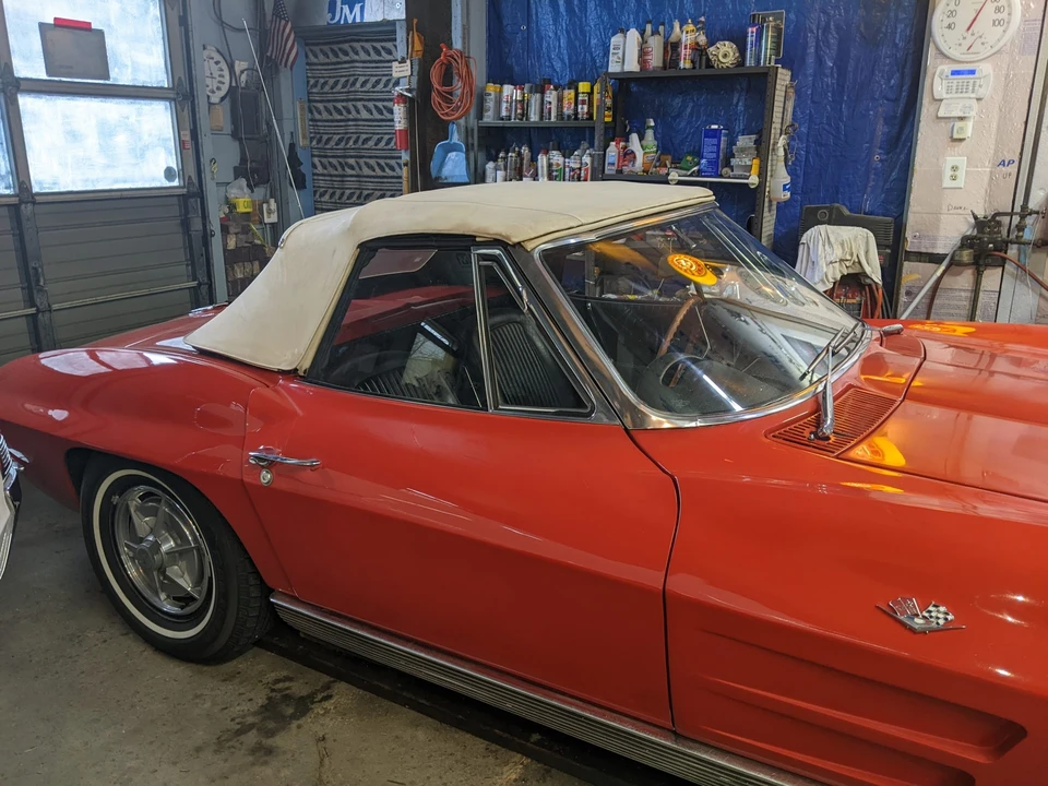 1963 Chevrolet Corvette C2 - Image 29 of 31