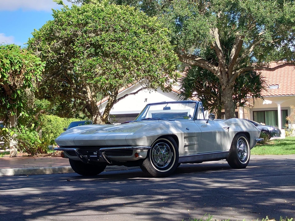 1963 Chevrolet Corvette C2 - Image 18 of 31