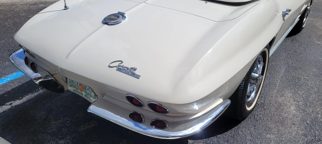 1963 Chevrolet Corvette C2 - Image 25 of 31