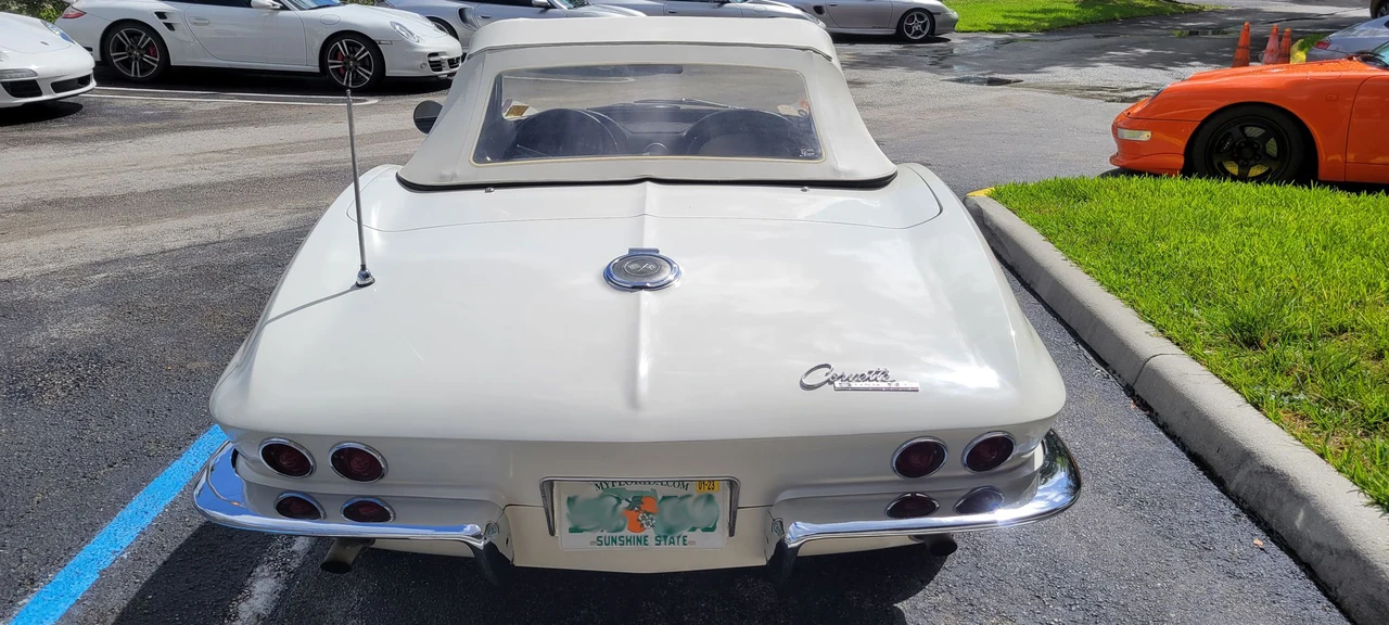 1963 Chevrolet Corvette C2 - Image 30 of 31