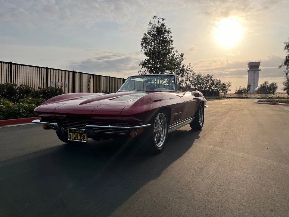 1963 Chevrolet Corvette C2 - Image 25 of 31
