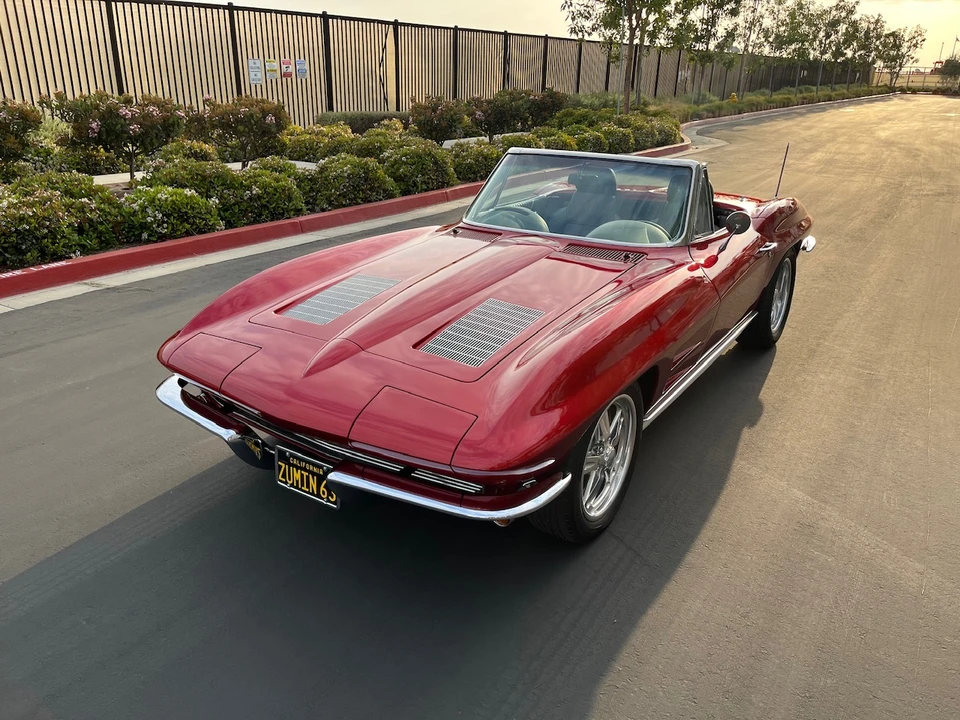 1963 Chevrolet Corvette C2 - Image 23 of 31