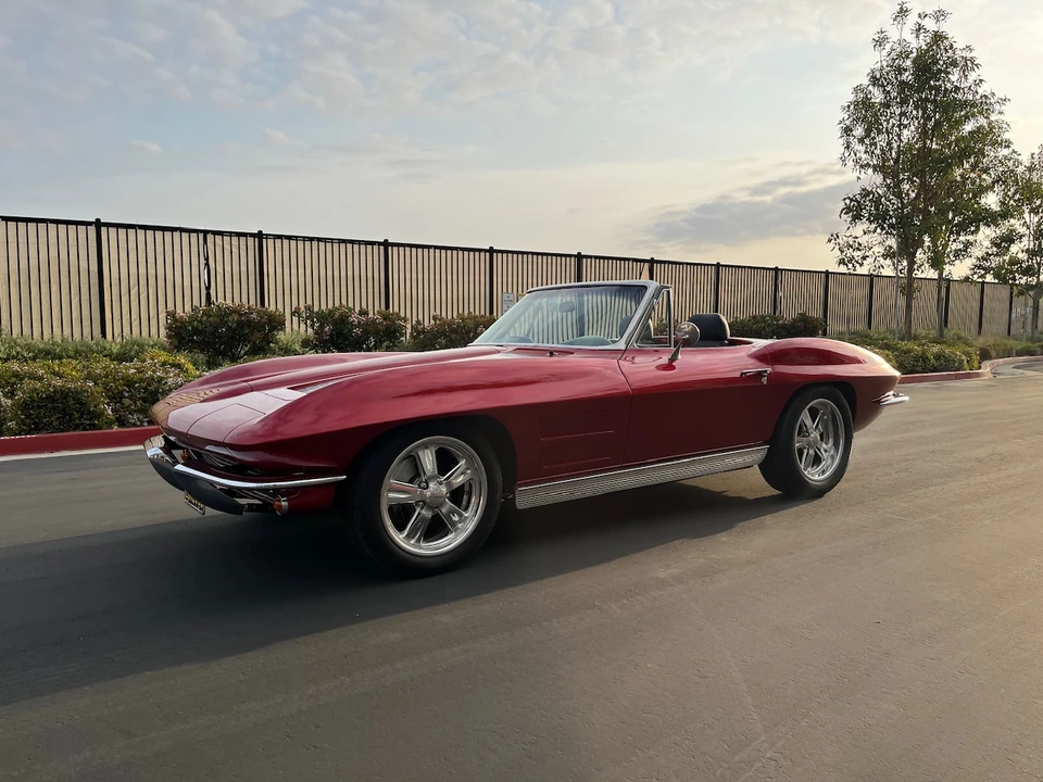 1963 Chevrolet Corvette C2 - Image 22 of 31