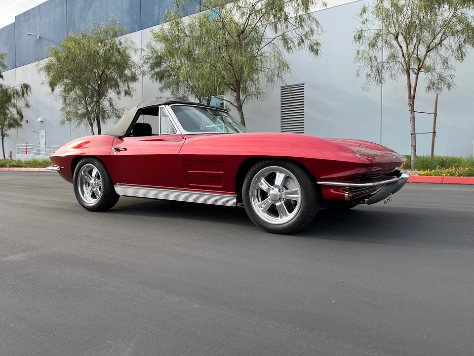 1963 Chevrolet Corvette C2 - Image 11 of 31