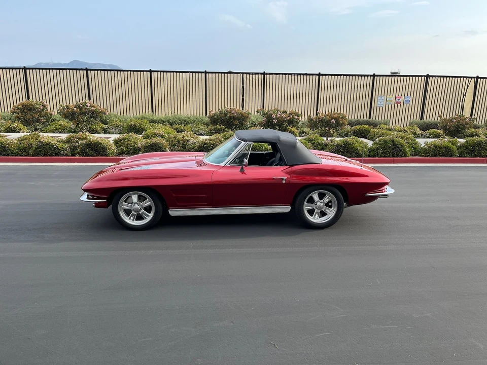 1963 Chevrolet Corvette C2 - Image 19 of 31