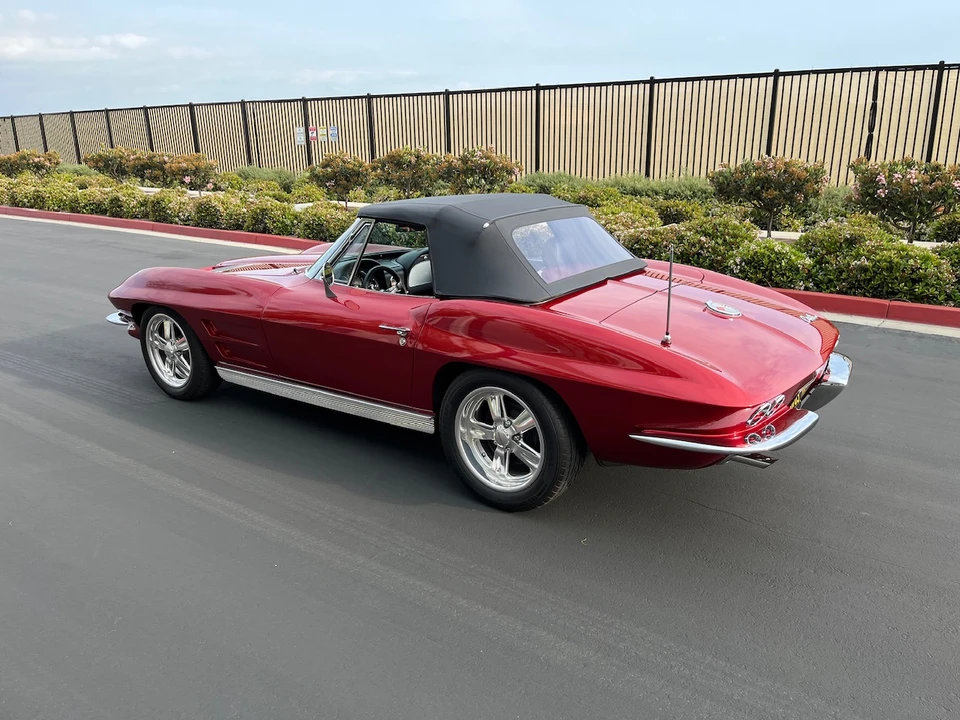 1963 Chevrolet Corvette C2 - Image 18 of 31
