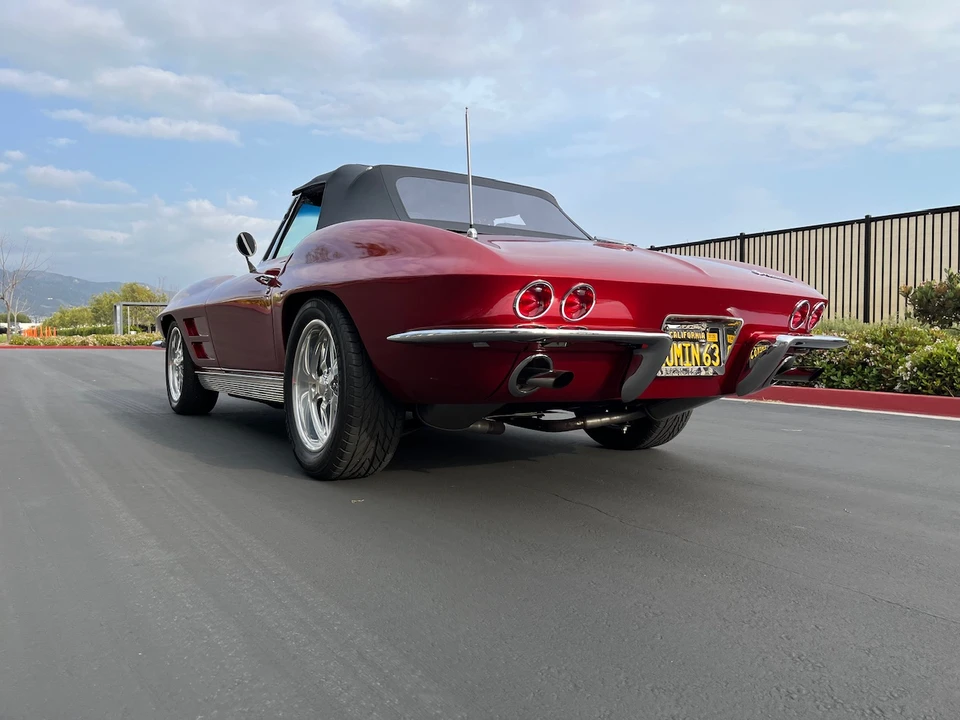 1963 Chevrolet Corvette C2 - Image 17 of 31