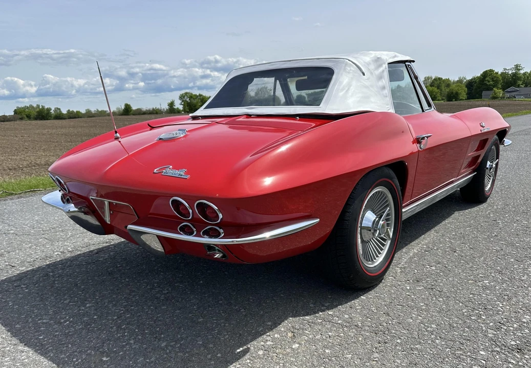 1963 Chevrolet Corvette C2 - Image 17 of 31