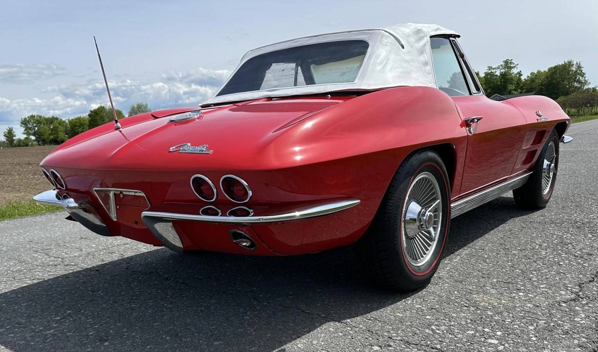 1963 Chevrolet Corvette C2 - Image 16 of 31