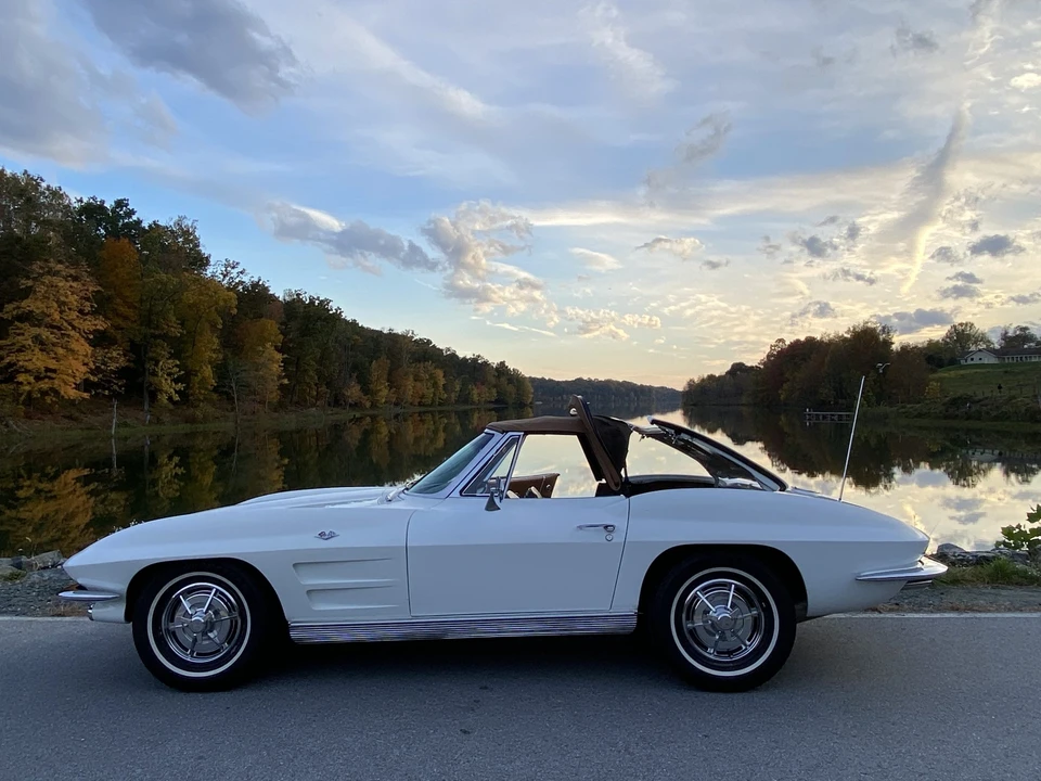 1963 Chevrolet Corvette C2 - Image 28 of 31