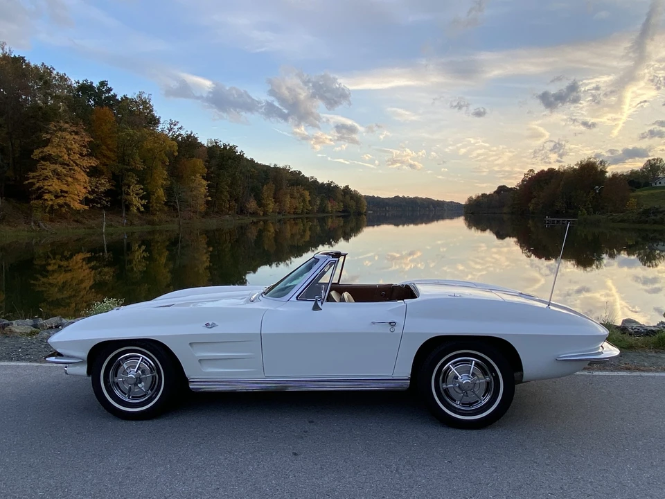 1963 Chevrolet Corvette C2 - Image 6 of 31