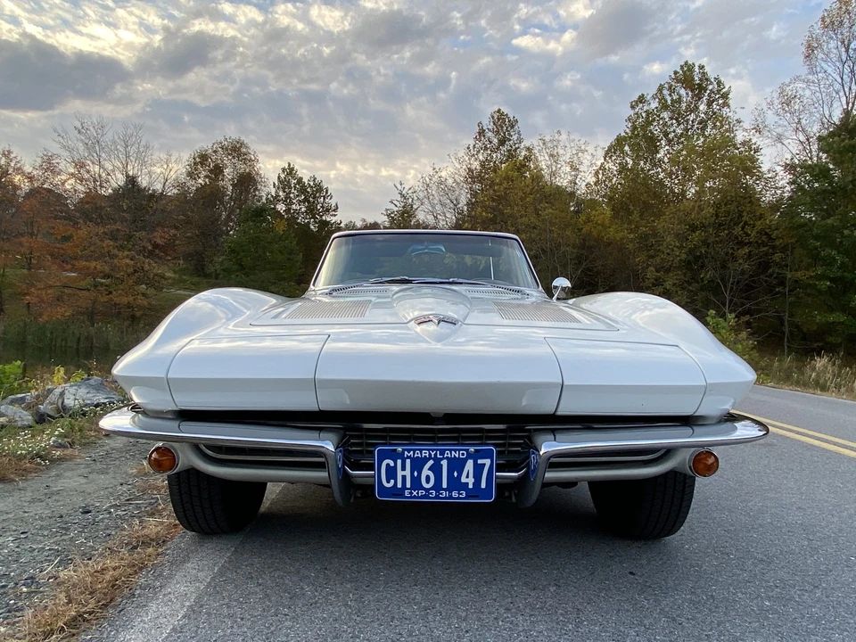 1963 Chevrolet Corvette C2 - Image 23 of 31