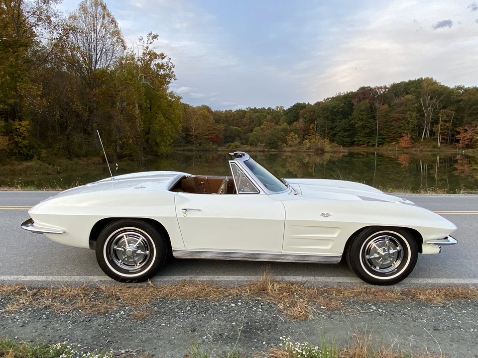 1963 Chevrolet Corvette C2 - Image 19 of 31