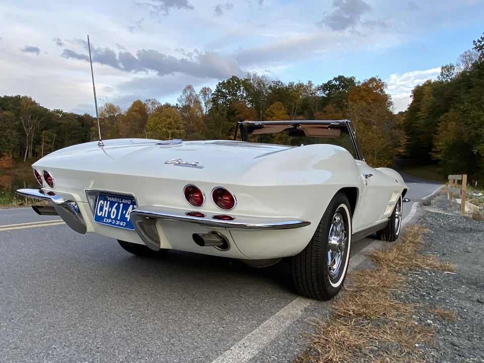 1963 Chevrolet Corvette C2 - Image 18 of 31