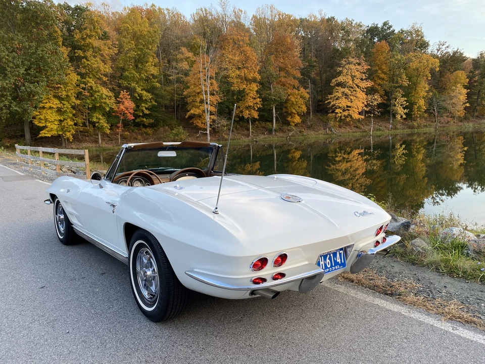 1963 Chevrolet Corvette C2 - Image 10 of 31