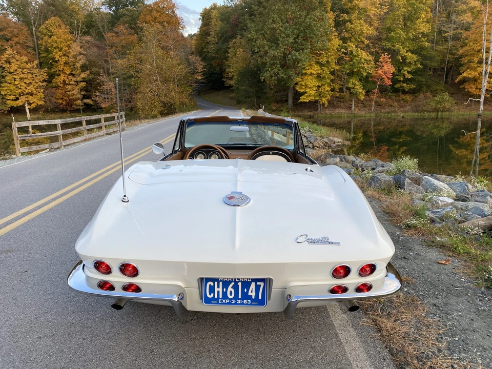 1963 Chevrolet Corvette C2 - Image 11 of 31