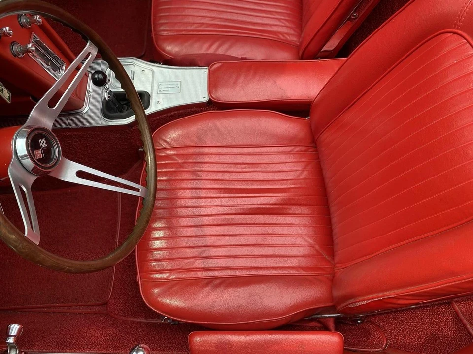 1963 Chevrolet Corvette C2 - Image 24 of 31