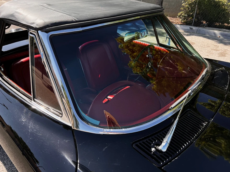 1963 Chevrolet Corvette C2 - Image 25 of 31