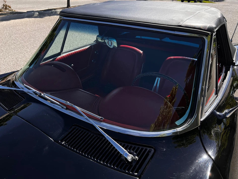 1963 Chevrolet Corvette C2 - Image 23 of 31