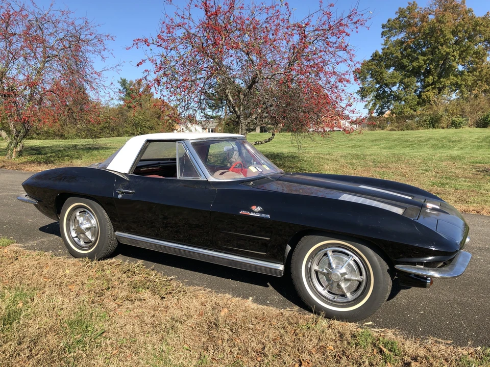1963 Chevrolet Corvette C2 - Image 3 of 31