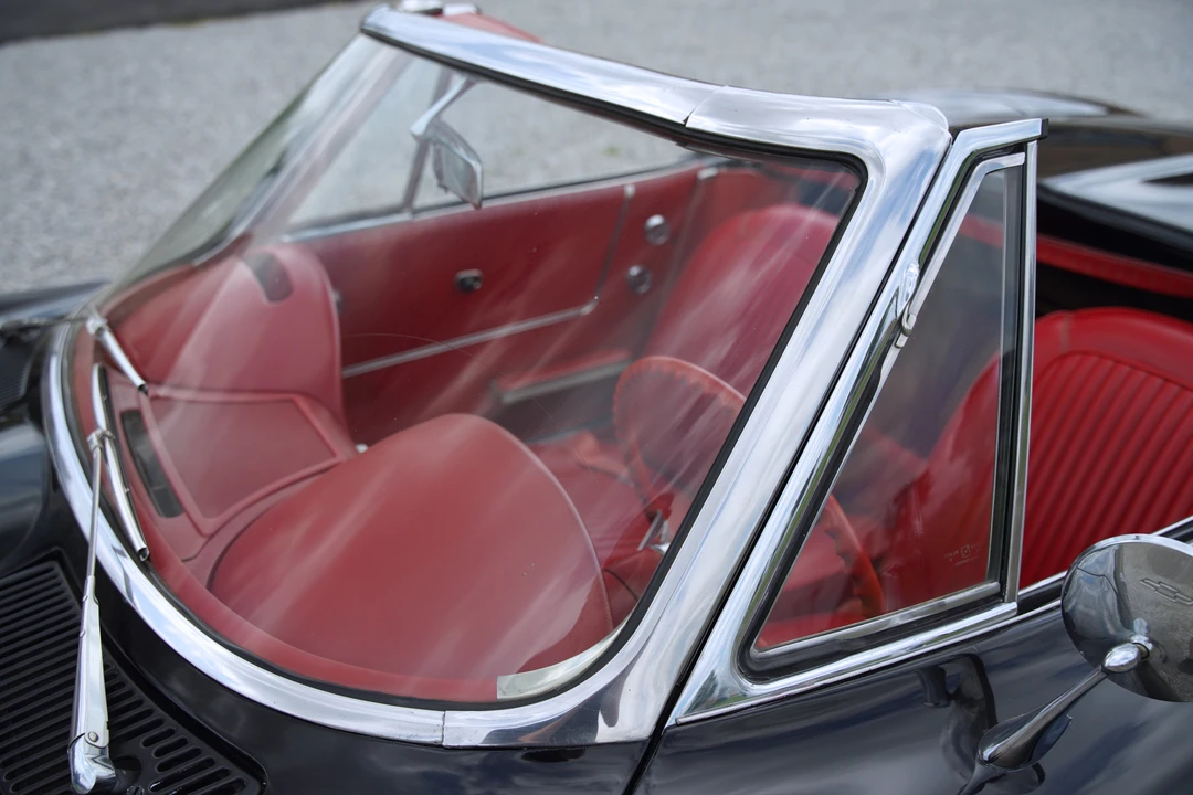 1963 Chevrolet Corvette C2 - Image 30 of 31