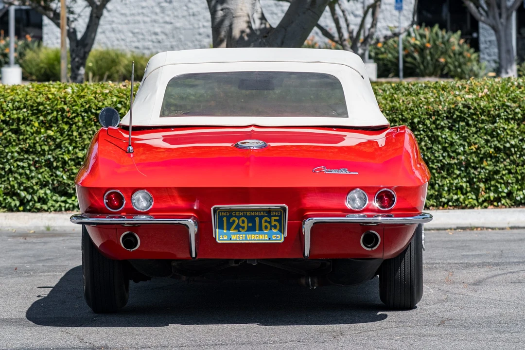 1963 Chevrolet Corvette C2 - Image 15 of 31