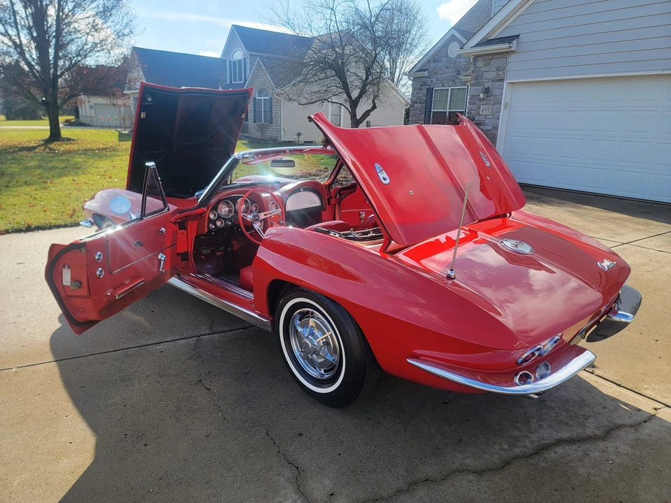 1963 Chevrolet Corvette C2 - Image 15 of 31