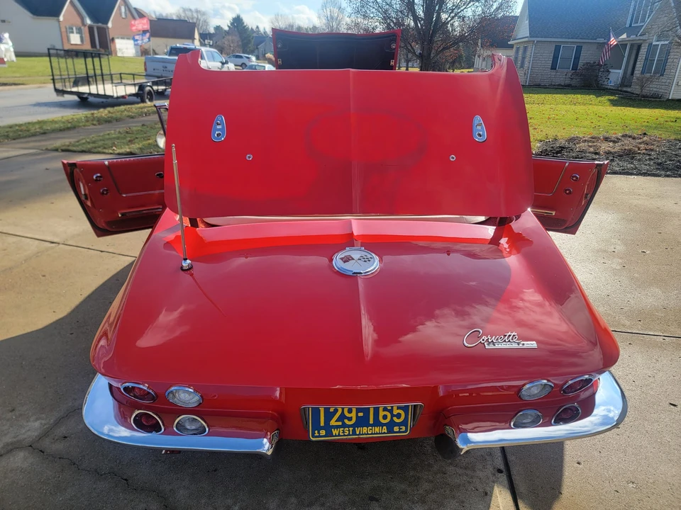 1963 Chevrolet Corvette C2 - Image 16 of 31