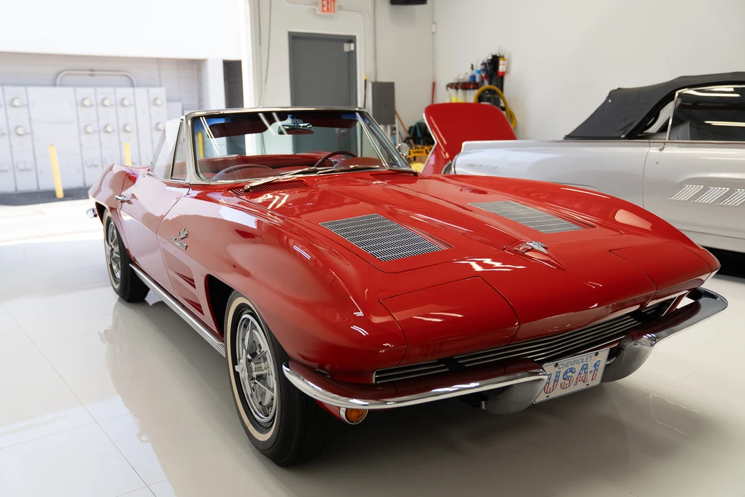 1963 Chevrolet Corvette C2 - Image 7 of 31