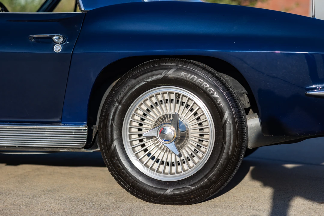 1963 Chevrolet Corvette C2 - Image 24 of 31