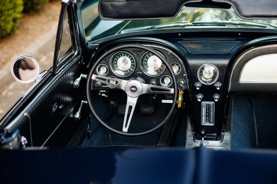 1963 Chevrolet Corvette C2 - Image 28 of 31