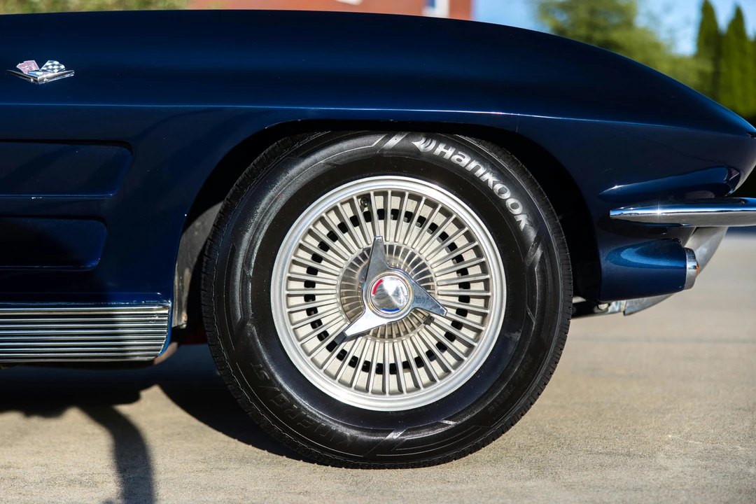 1963 Chevrolet Corvette C2 - Image 26 of 31