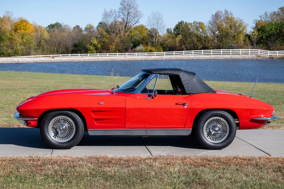 1963 Chevrolet Corvette C2 - Image 14 of 31