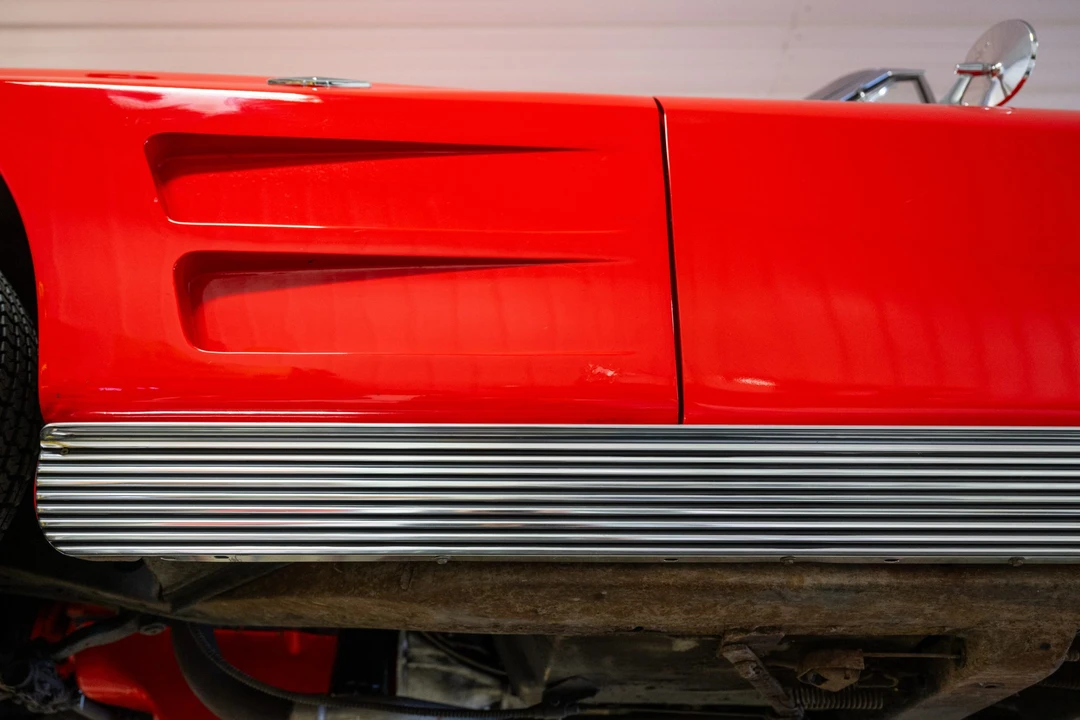 1963 Chevrolet Corvette C2 - Image 30 of 31