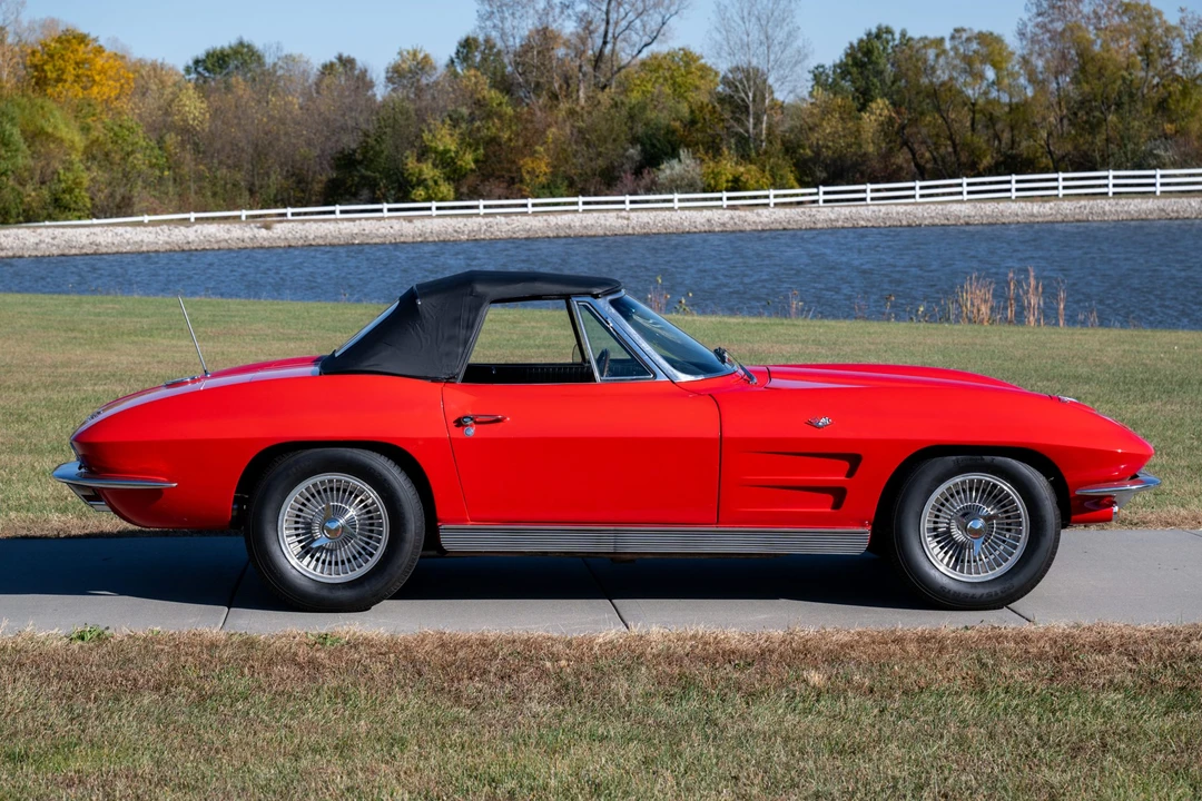 1963 Chevrolet Corvette C2 - Image 11 of 31