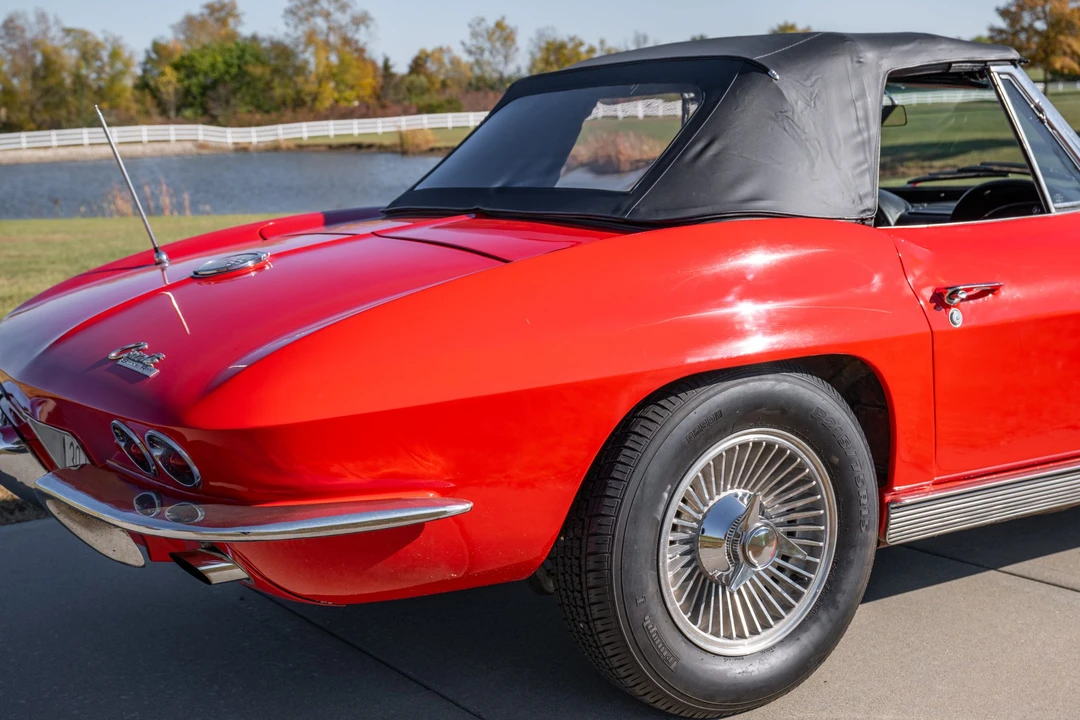 1963 Chevrolet Corvette C2 - Image 21 of 31
