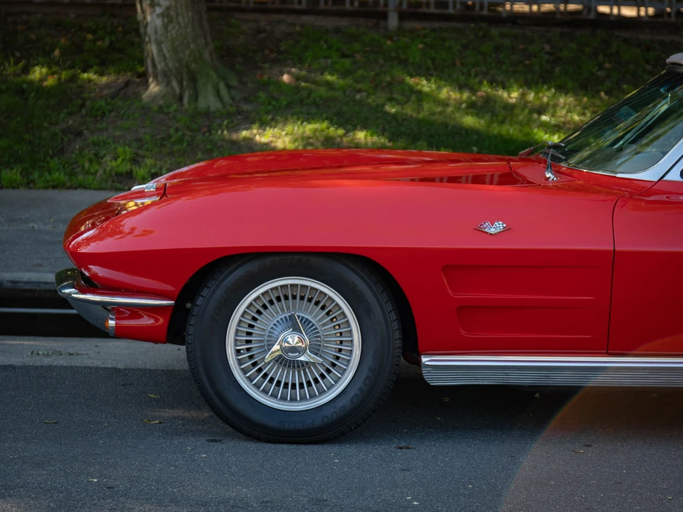 1963 Chevrolet Corvette C2 - Image 15 of 31