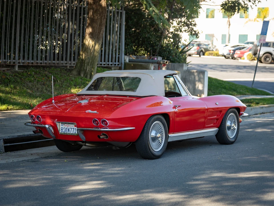 1963 Chevrolet Corvette C2 - Image 6 of 31