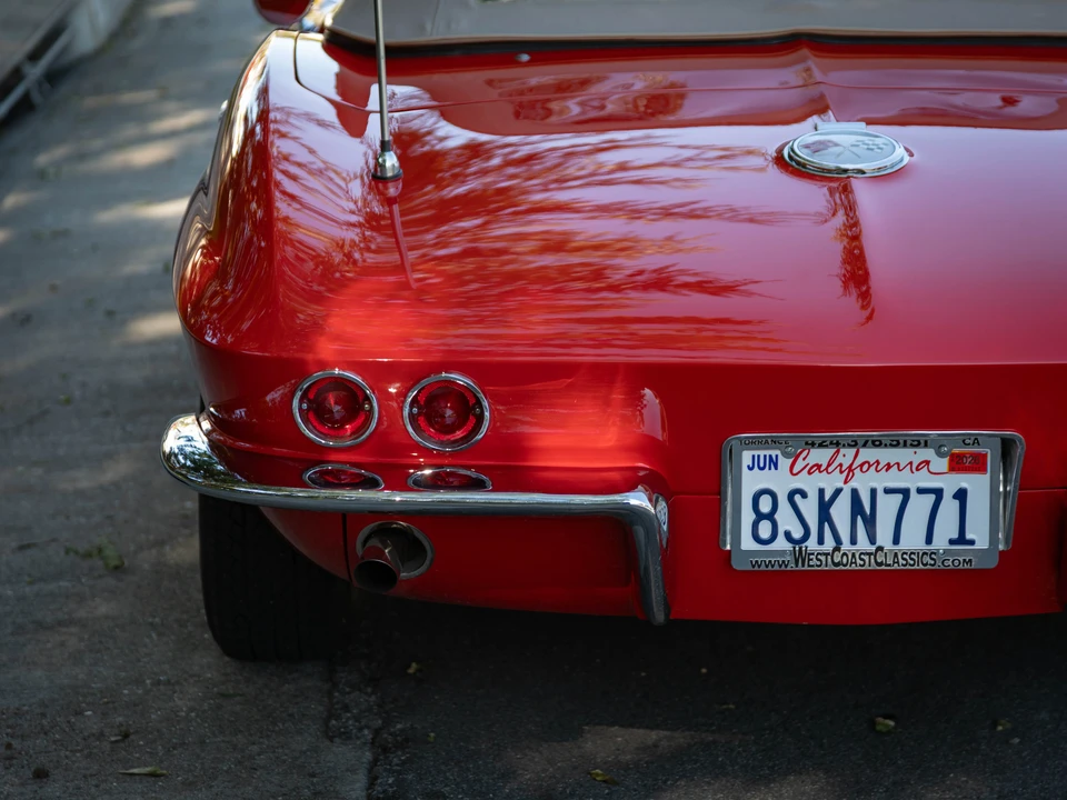 1963 Chevrolet Corvette C2 - Image 19 of 31