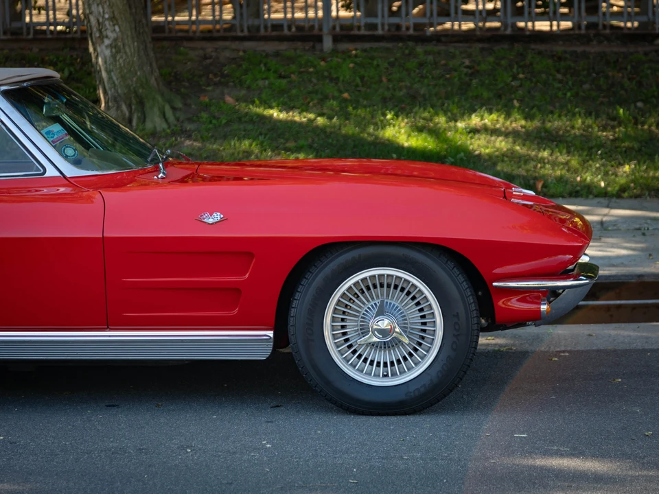 1963 Chevrolet Corvette C2 - Image 25 of 31